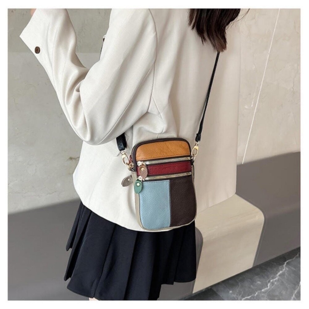 【實體店+發票】個性拚色真皮斜跨包 頭層牛皮 百搭小挎包 手機包 氣質女孩單肩小包 送禮-細節圖2