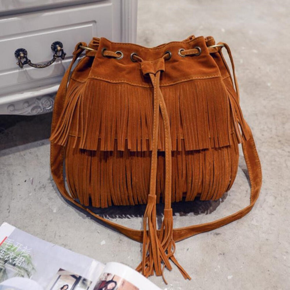 【實體店+發票】簡約復古流蘇包 流蘇抽繩水桶包 斜背包 斜跨包 單肩包 女包 包包 新款 送禮-規格圖9