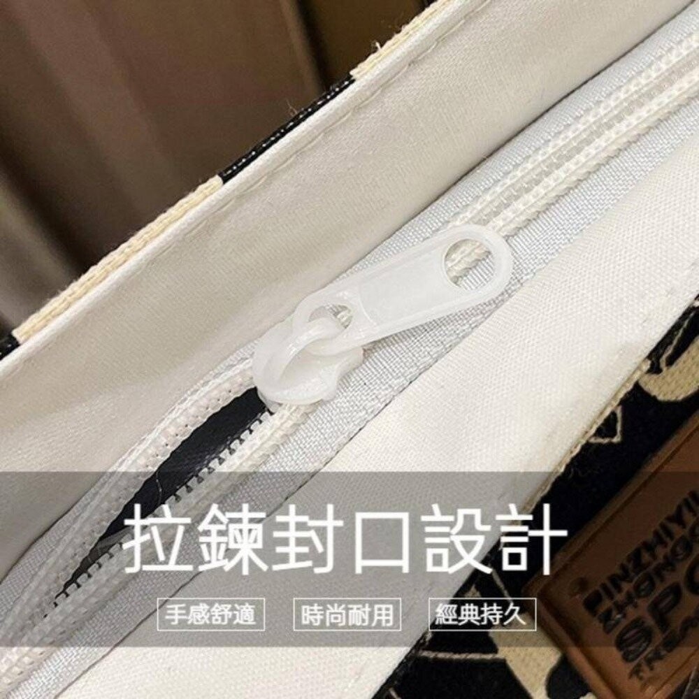 【台北士林*店面】大容量個性字母帆布袋 帆布包手提袋 百搭時尚通勤托特包 購物袋 送禮-細節圖5