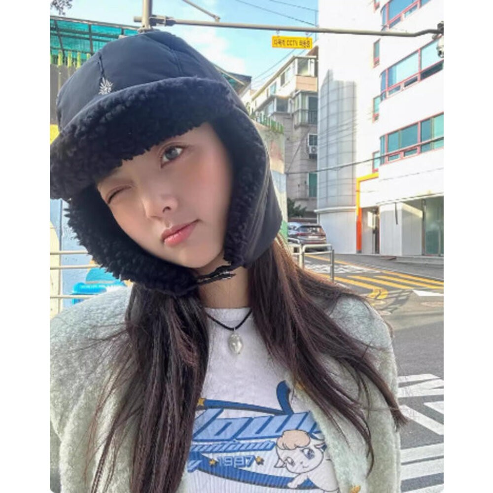 【實體店+發票】羽絨保暖帽 休閒時尚個性 羽絨雷鋒帽 女保暖 羽絨護耳帽 可愛 騎行防寒 飛行員帽子 送禮-細節圖3