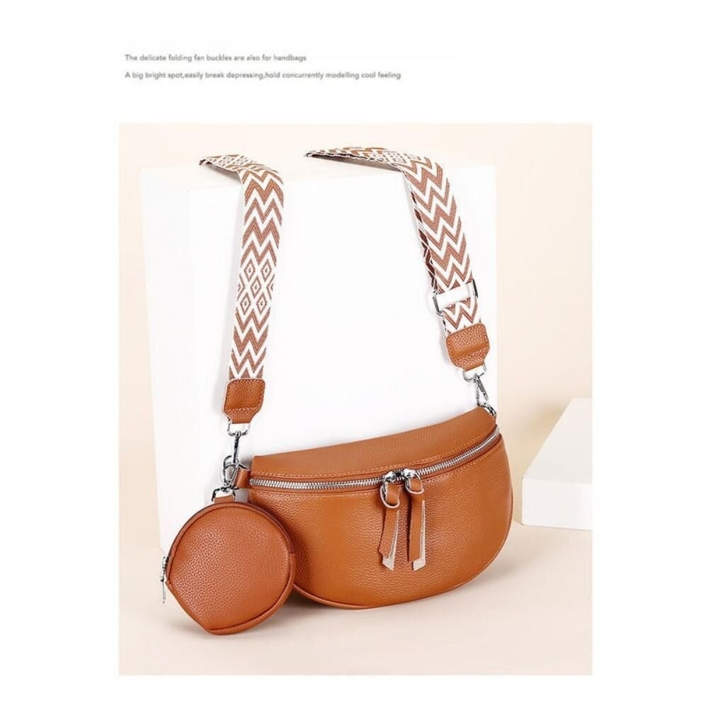 【實體店+發票】1加1真皮時尚半月包 斜背包 胸包 腋下包 單肩包 時尚潮流 寬肩帶 零錢包 送禮-細節圖3