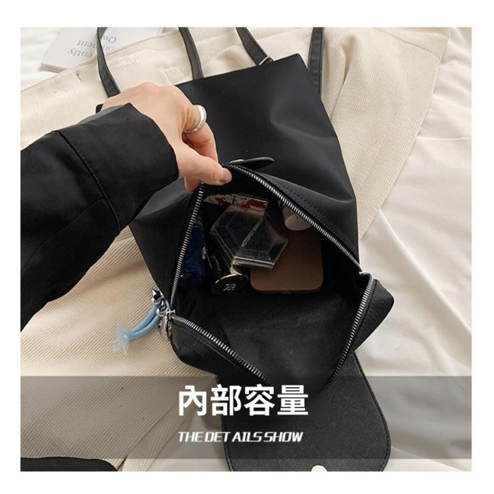 【台北士林*店面】時尚耐磨雙肩小背包 女包 雙肩包 後背包 黑色包包 學生包 通勤包 休閒包 送禮-細節圖3