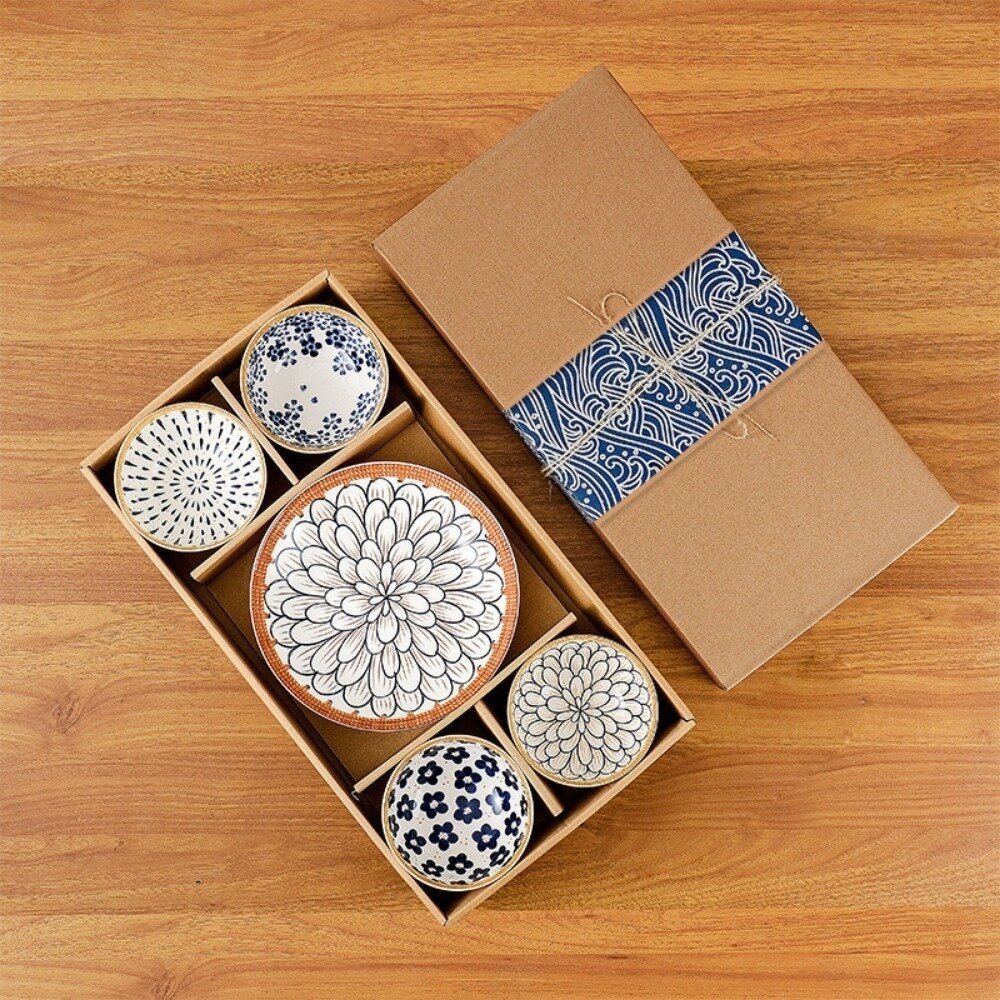 【實體店+發票】日式陶瓷碗盤套裝禮盒 復古小花四碗二盤 日式陶瓷餐具 高檔家用餐碗 商務禮品 復古花紋 送禮-細節圖6