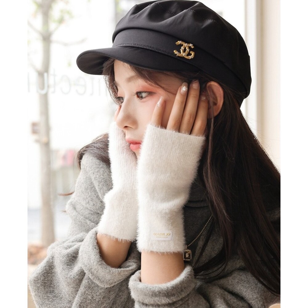 【實體店+發票】韓版羊毛針織半指手套 韓版仿貂絨露指手套 女裝配件 保暖手套 冬季手套 韓系 顯瘦設計 開車手套 送禮-細節圖9