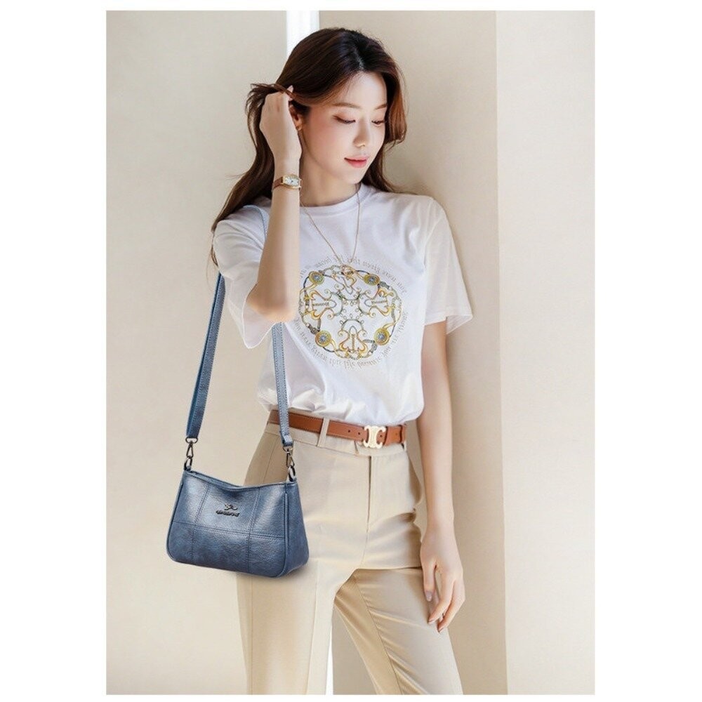 【實體店+發票】真皮流行羊皮小方包 女包 斜背包 肩背包 手提包 黑色 大容量 送禮-細節圖2