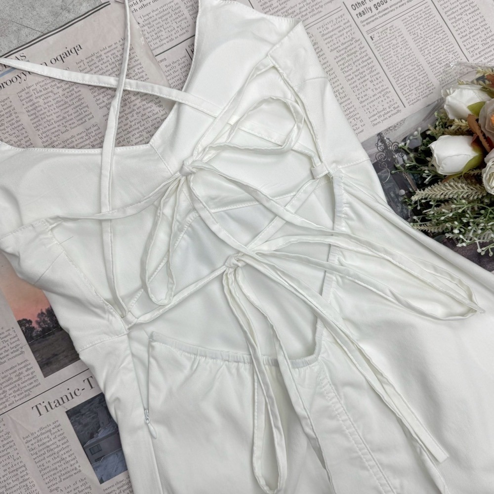 現貨｜約會必備性感後背短洋-細節圖2