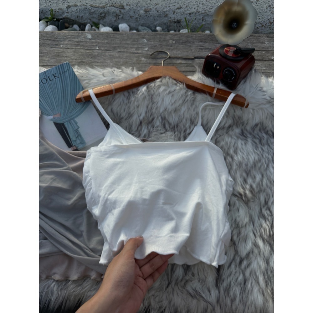 現貨｜复甜美百搭皺摺交叉網紗背心小可愛bratop-細節圖4