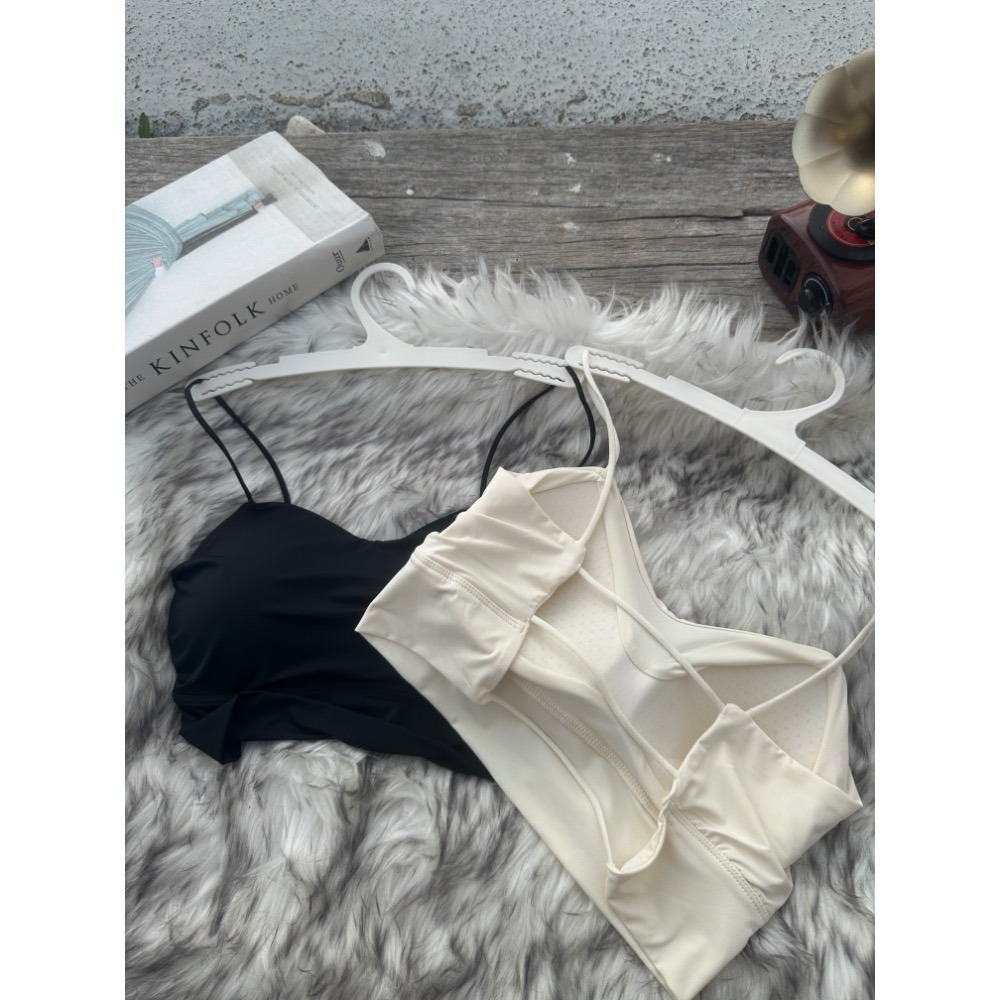 現貨｜雲朵感冰絲短版小可愛美背背心-細節圖3