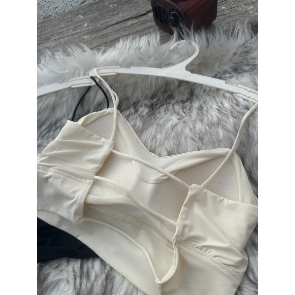 現貨｜雲朵感冰絲短版小可愛美背背心-細節圖4