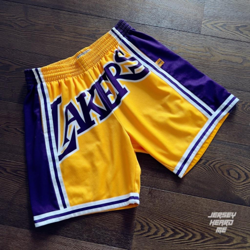 【球衣藏家】Mitchell &amp; Ness Lakers Big Face 洛杉磯 湖人 復古黃 染印 大圖 球褲
