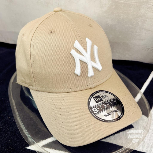 【球衣藏家】NY Yankees 紐約 洋基 奶茶 鐵扣 New Era 可調式 老帽 MLB Dad Hat