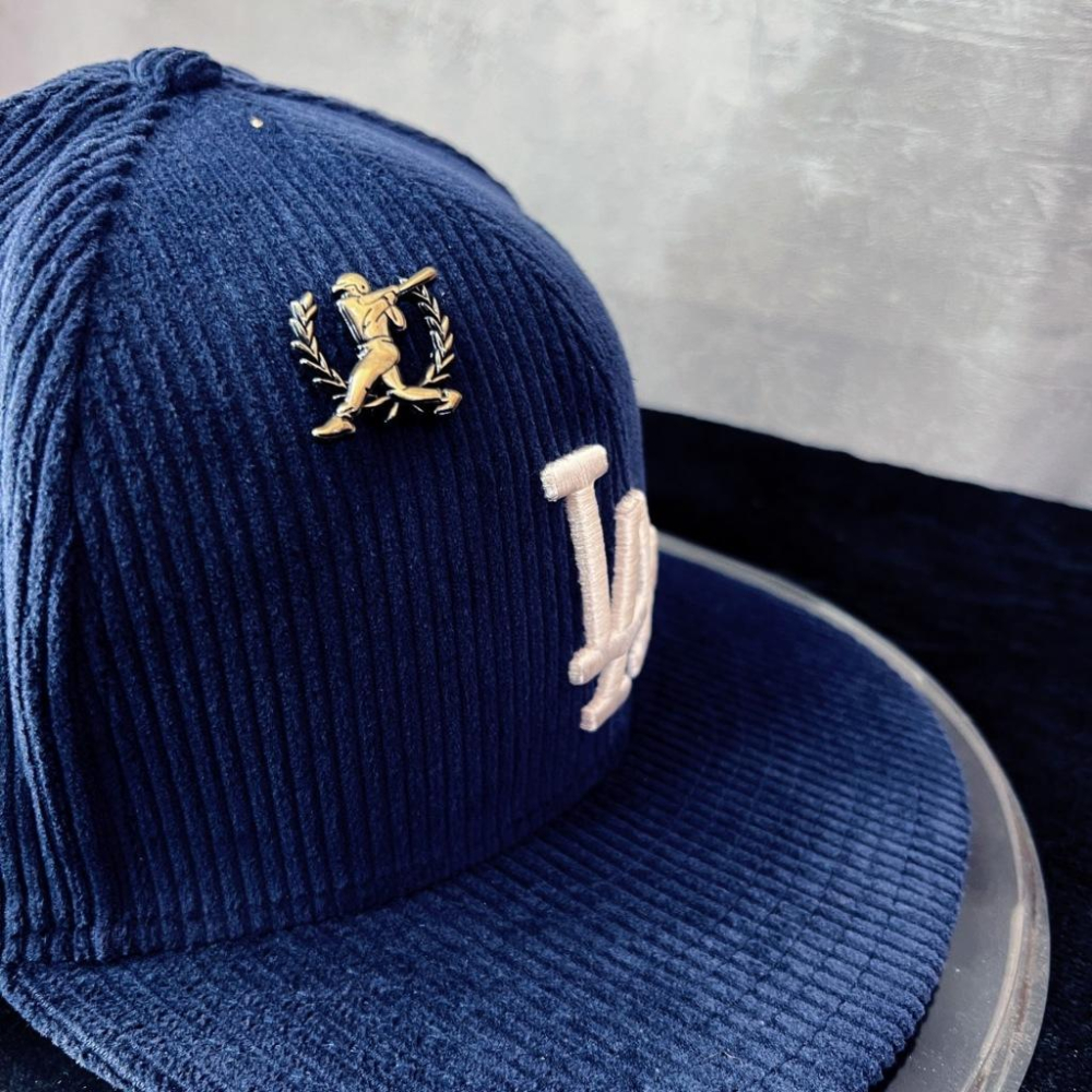 【球衣藏家】New Era 道奇 Dodgers 燈芯絨 深藍 全封帽 MLB Fitted-細節圖3