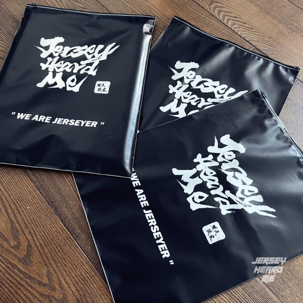 【球衣藏家】服飾 萬用 NBA球衣 推薦 收納袋 滿版 消光黑 32cm x 42cm 高品質 美觀 收藏 衣櫃使用-細節圖5