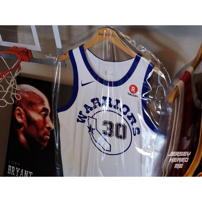 【球衣藏家】服飾 萬用 NBA球衣 推薦 精裝版 防塵袋 單一尺寸 精裝 厚實 收納 高品質 美觀 收藏 衣櫃使用-細節圖5