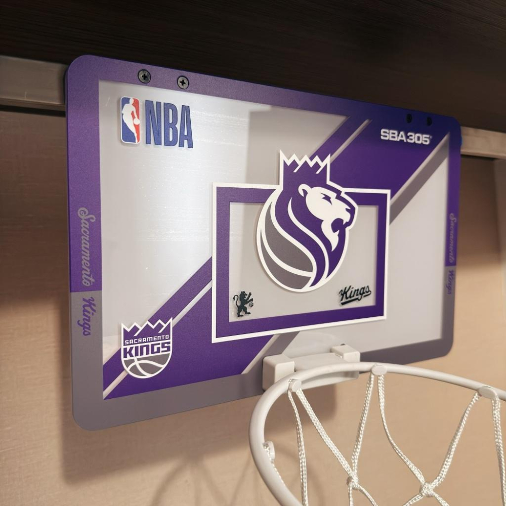 【球衣藏家】SBA305 台灣總代理 NBA 官方授權 壁掛式 居家 室內 玩具 小籃筐 MINI款 - 國王 附小籃球-細節圖3
