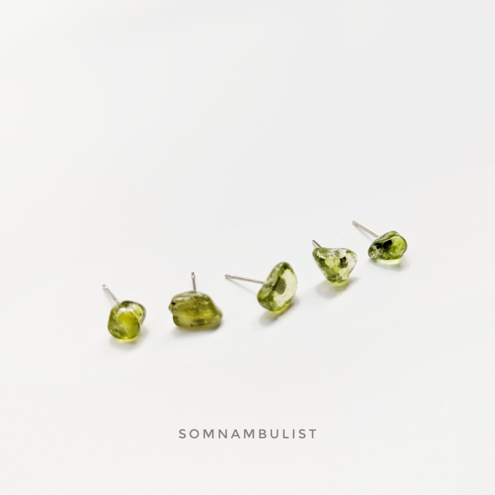 Somnambulist 天然水晶 橄欖石耳環 耳釘 飾品 原礦 礦石 星座 生日禮物 生日石 招財 幸運-細節圖4