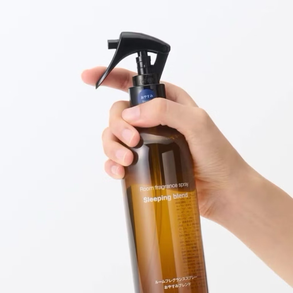 日本 MUJI 無印良品 正品 sleeping blend 睡眠噴霧 300ml  香氛 噴霧 助眠 舒眠 放鬆-細節圖2