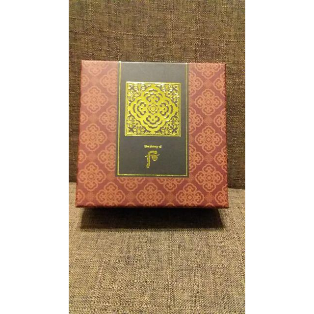 愛的小舖-皇后典藏雕花零錢包(含外盒)-細節圖2