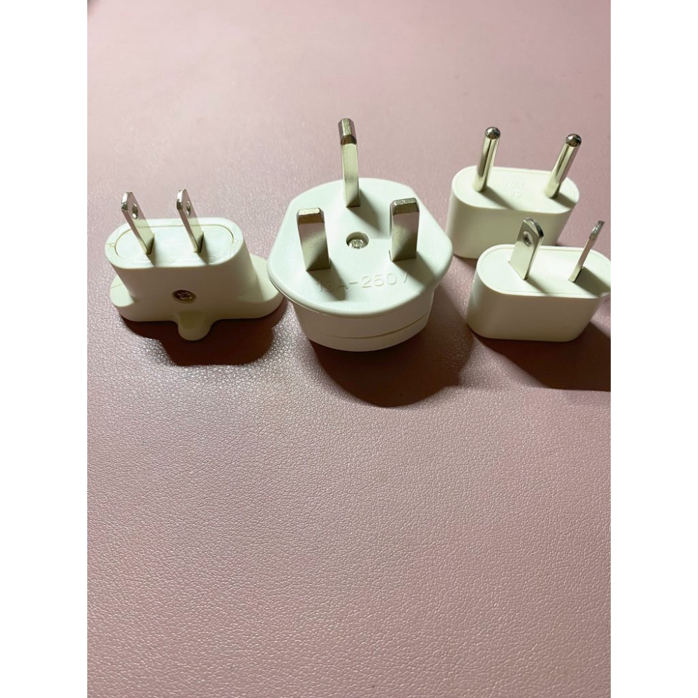 國際電源 轉接插頭 歐洲 美國 通用轉接座-細節圖3