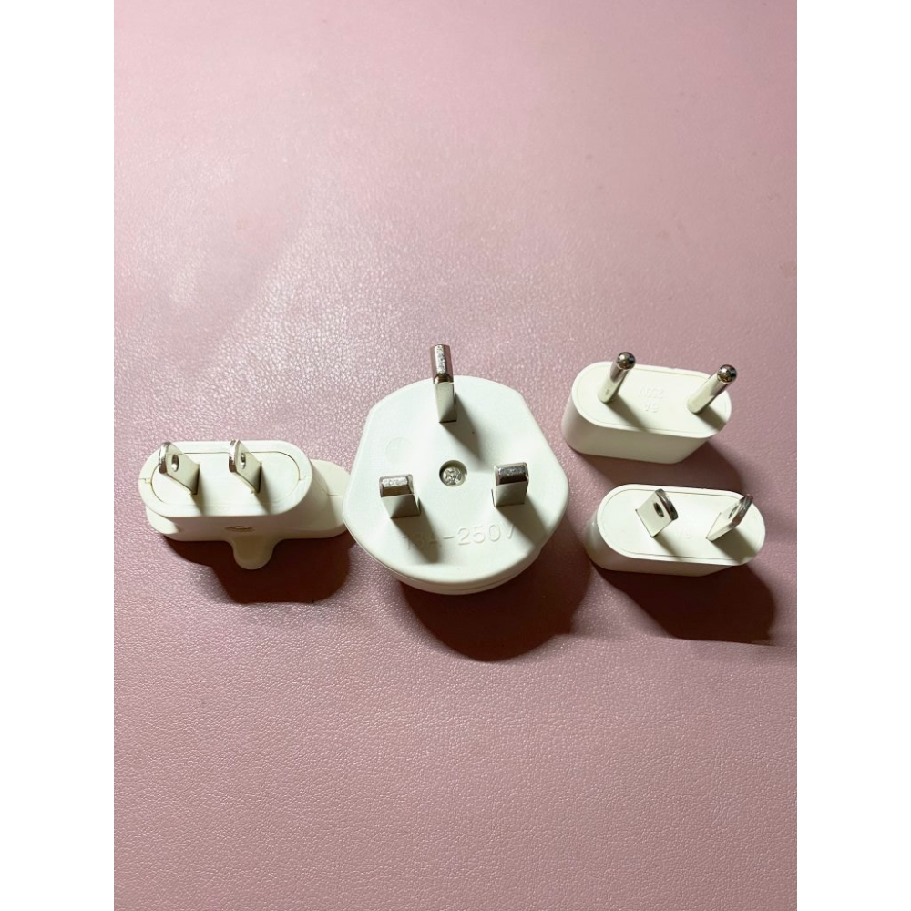 國際電源 轉接插頭 歐洲 美國 通用轉接座-細節圖4