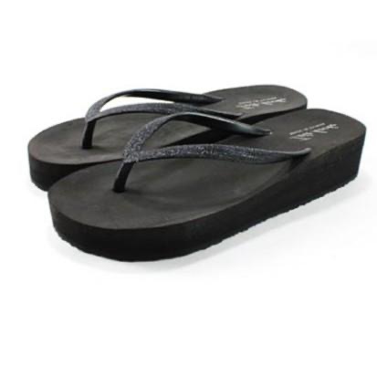 ￼台灣製 現貨+預購✨春夏新品-典雅 金蔥 亮片 點綴 厚底 人字 海灘 涼拖☆ 黑 人字拖 夾腳拖 防水-細節圖4