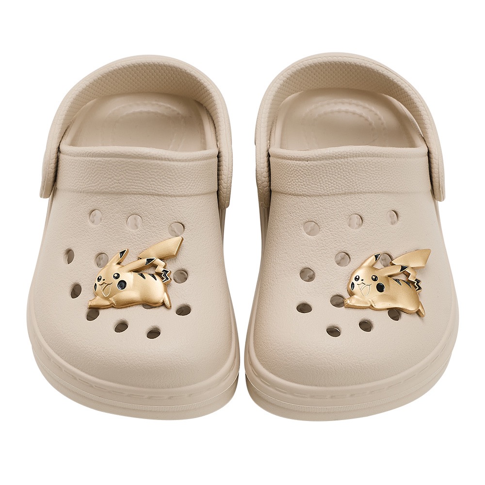台灣製 童鞋 Pokémon 寶可夢 正版授權 皮卡丘 金屬造型飾釦 防水 輕量 洞洞涼鞋 護趾 園丁鞋 拖鞋 洞洞鞋-細節圖3