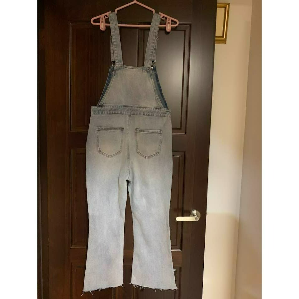 【二手】 女款 吊帶褲 破褲 牛仔褲 背帶褲 休閒褲-細節圖2