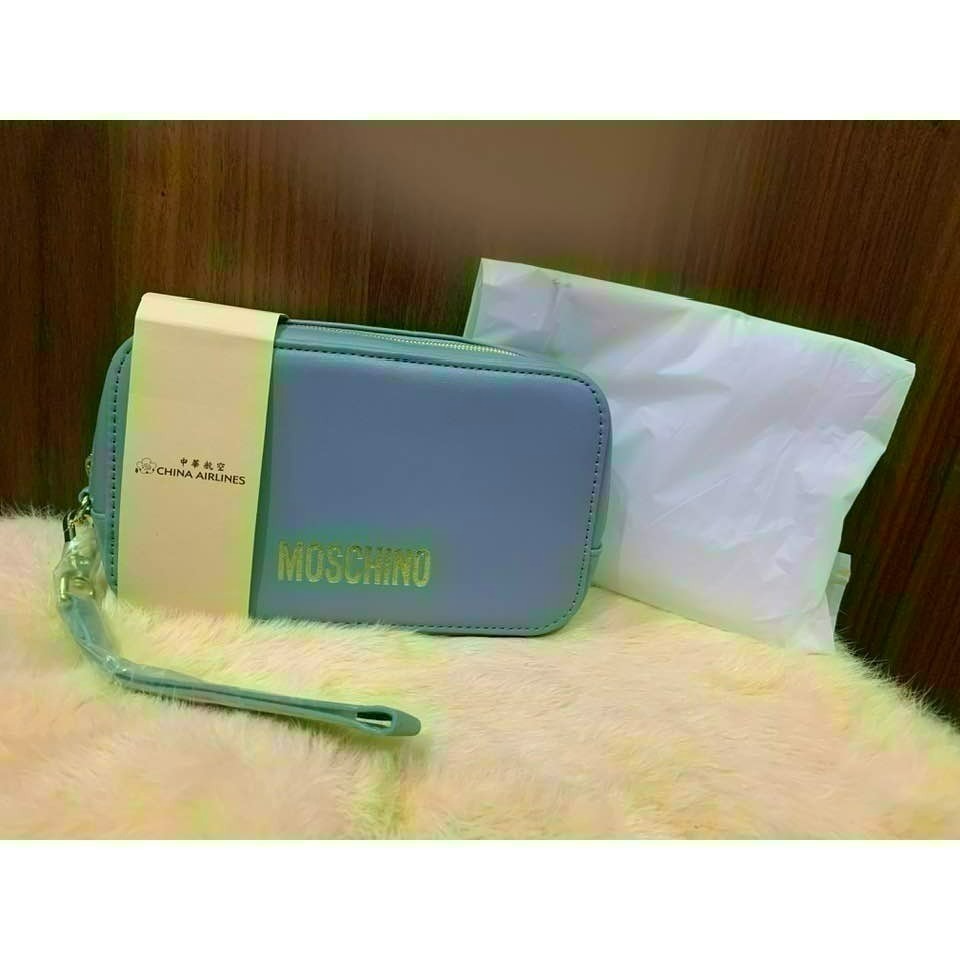 華航 2025 新色 晨霧灰 明曦黃 豪華商務艙 Moschino 過夜包 盥洗包-規格圖10