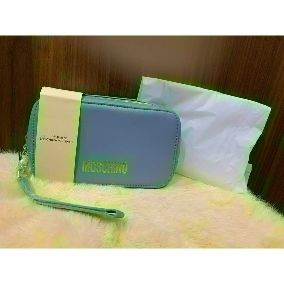 華航 2025 新色 晨霧灰 明曦黃 豪華商務艙 Moschino 過夜包 盥洗包-規格圖10
