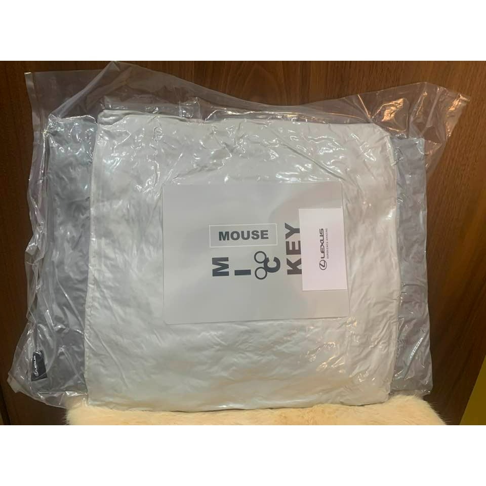 Lexus 保養禮 Mickey聯名刺繡抱枕組-細節圖2