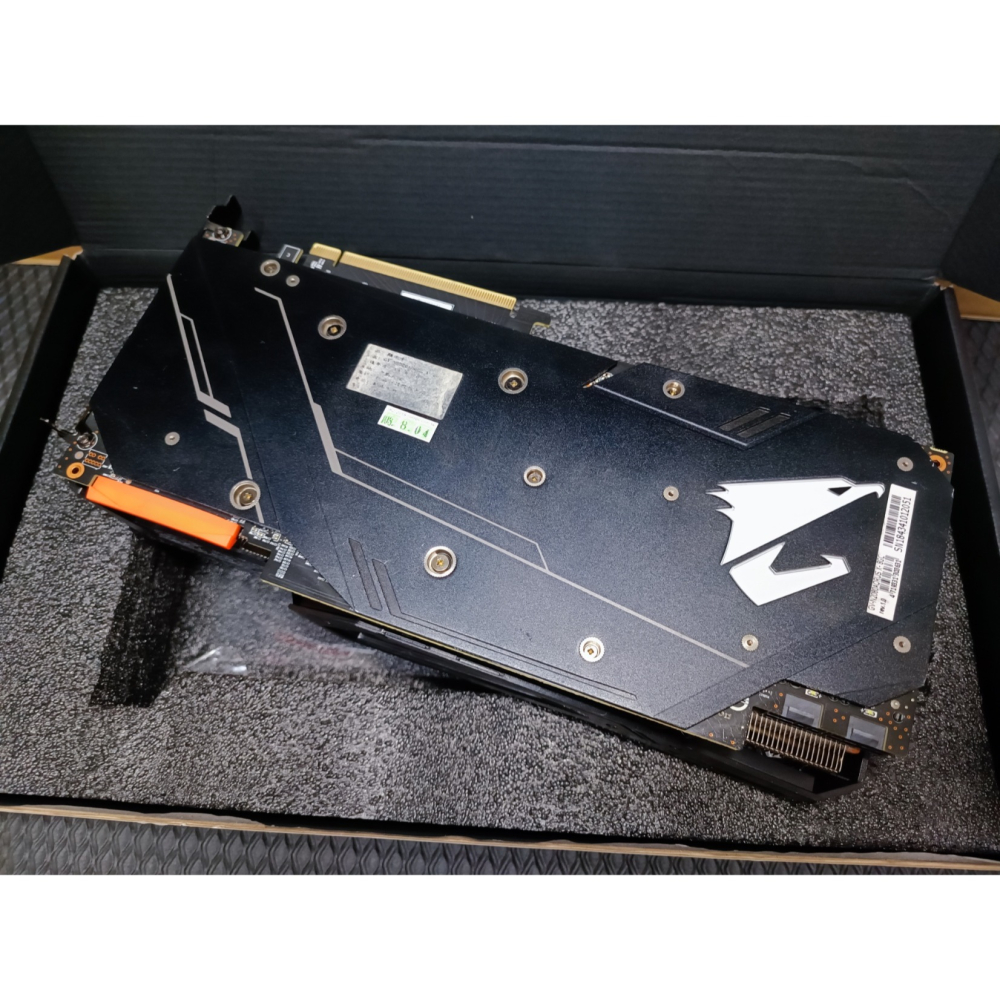 【GIGABYTE技嘉】AORUS GeForce RTX™ 2080 XTREME 8G 鷹神信仰三環燈〈保固內〉-細節圖5