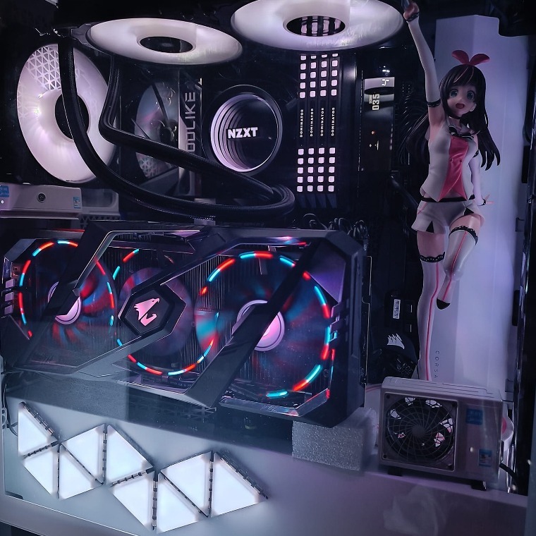 【GIGABYTE技嘉】AORUS GeForce RTX™ 2080 XTREME 8G 鷹神信仰三環燈〈保固內〉-細節圖8