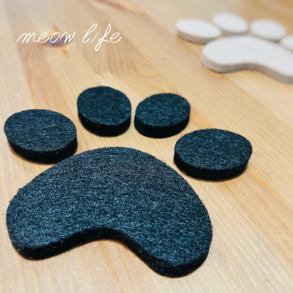 Meow life 小貓爪 牆面裝飾 牆面補貼 牆面遮醜 牆面布置 毛氈牆貼 3D 立體 防撞 [台灣現貨]-細節圖5