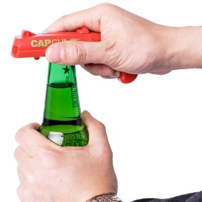 【Top1玩具店】現貨 CAP GUN 手槍彈射開瓶器 啤酒發射啟瓶器 搞怪 美系-細節圖4