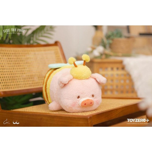 【Top1玩具店】現貨 LULU豬農場系列 LULU豬蜜蜂毛絨抱枕 填充毛絨玩偶 可愛抱枕 可愛動物