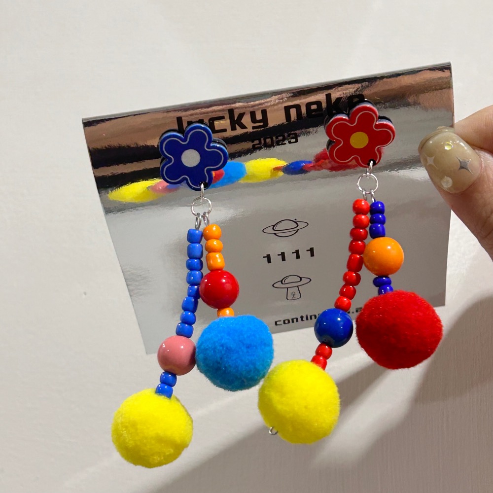 藍紅串珠毛球耳環-細節圖7