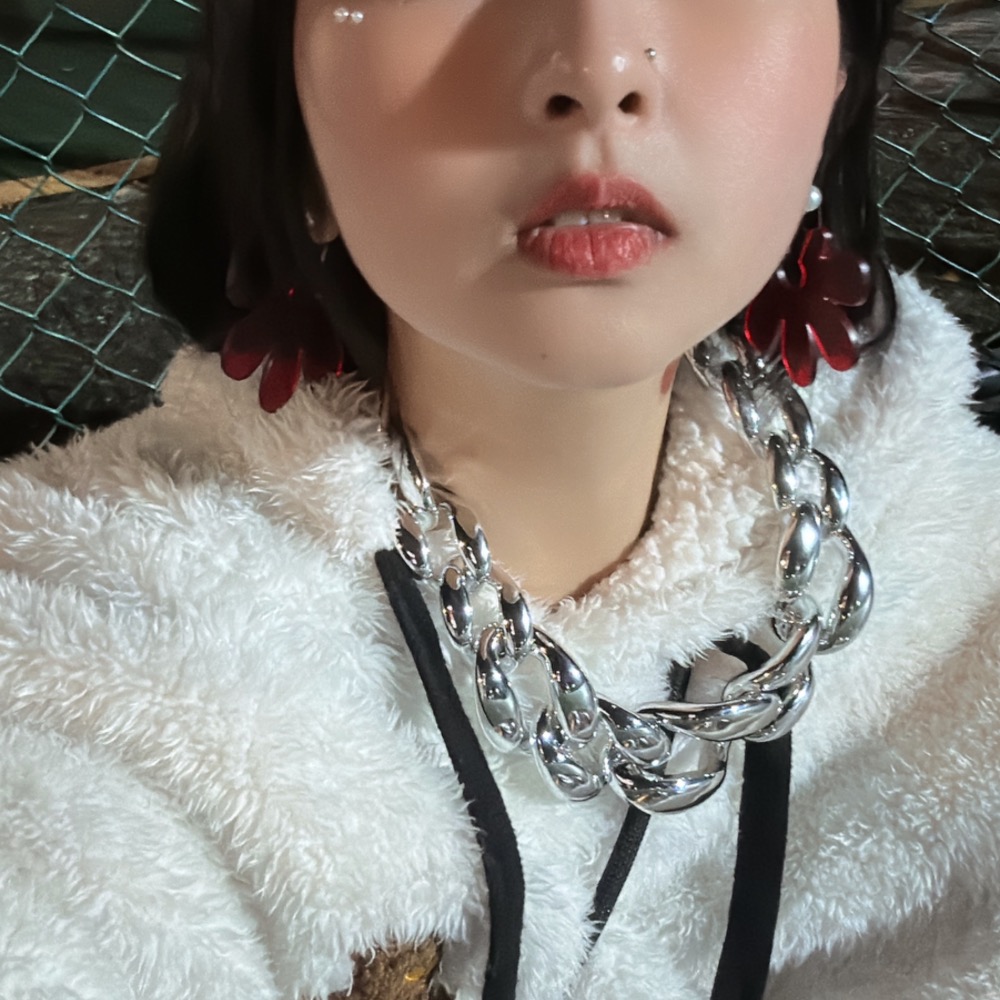 浮誇系 重質量 銀色壓克力鏈條 項鍊-細節圖2