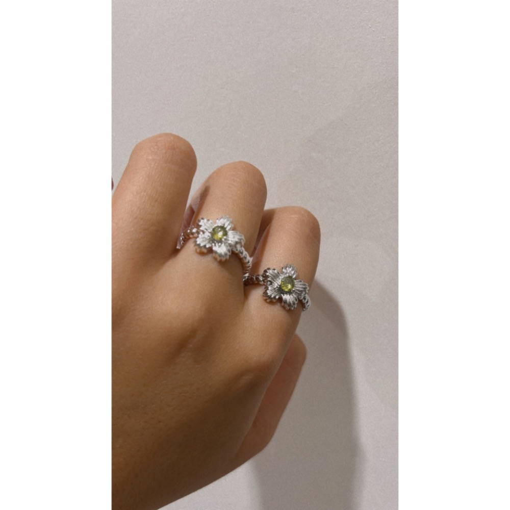 綠色鑽紋路花朵 戒指-細節圖2