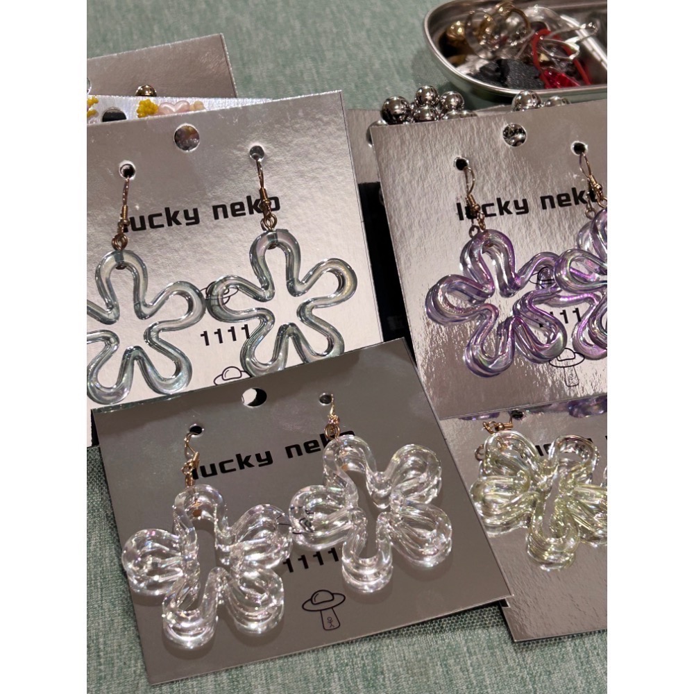 壓克力 半透明 雷射光 花朵耳環（共四色）-細節圖5