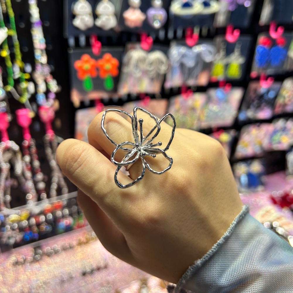 ＼日系/ 線條大花花 不銹鋼 戒指-細節圖4