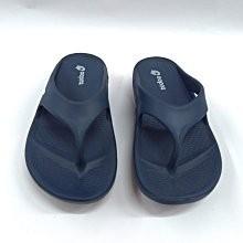 【鞋里】~免運費 買再送~牛頭牌 MIT 台製 男/女款 足弓鞋 夾腳/人字/沙灘拖鞋-土豆星球一代 (黑/藍/桃紅)-細節圖3