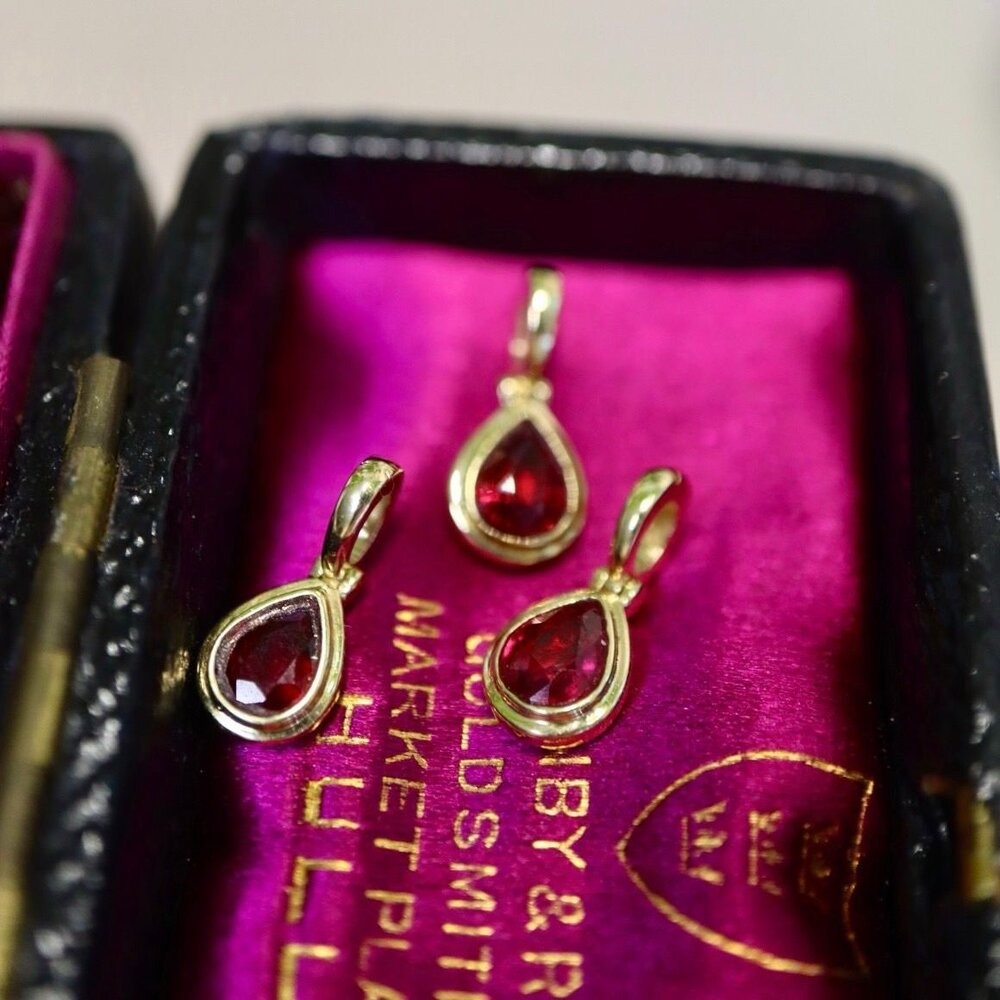 【WhiteKuo】18k鴿血紅色紅寶石水滴萬能扣吊墜-細節圖2