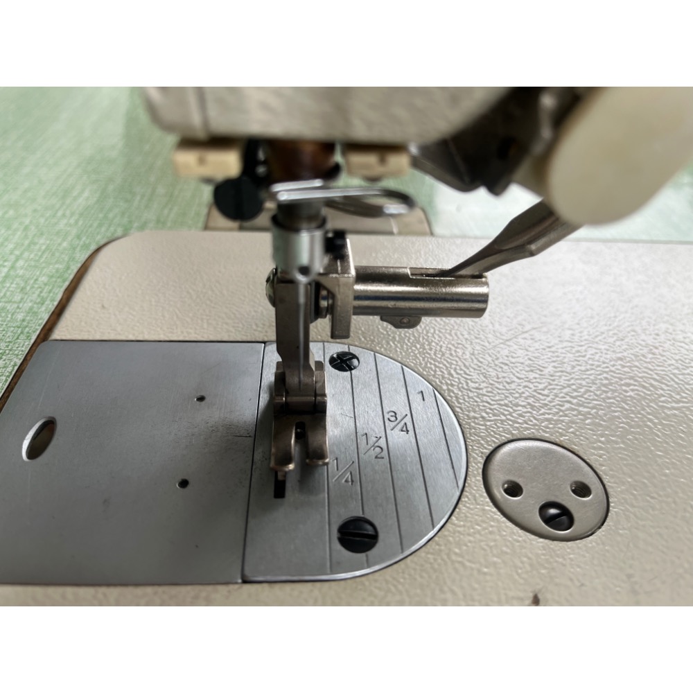 工業縫紉機快拆壓腳螺絲-細節圖2