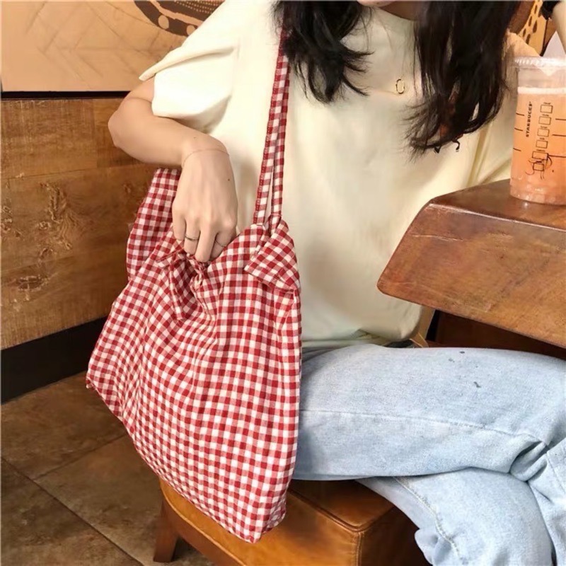 〔預購〕格子手提綁帶單肩包(黑/紅)-細節圖4
