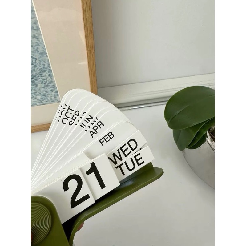 〔預購〕簡約風格桌上翻頁式日曆萬年曆(5colors)-細節圖11