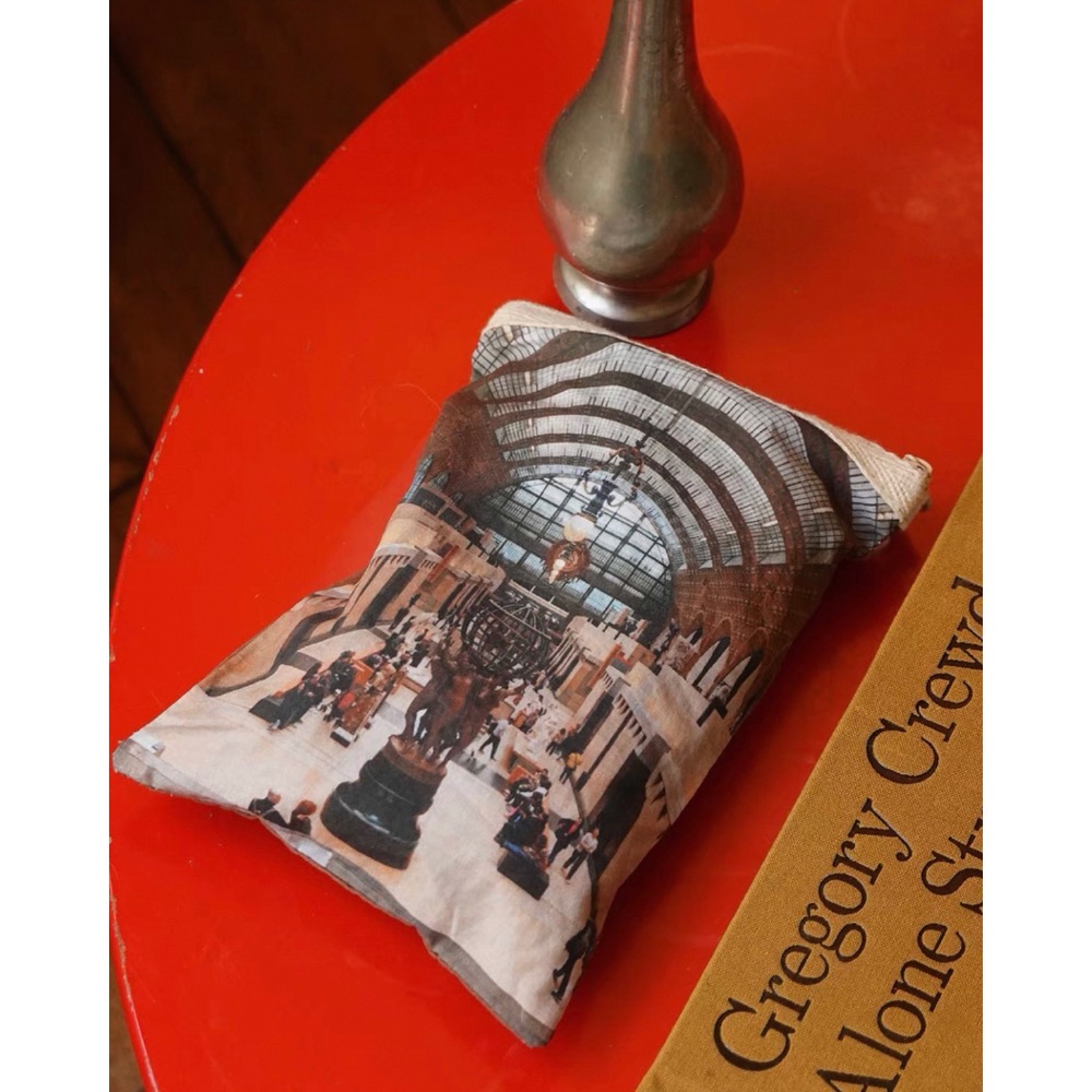 〔預購〕巴黎藝文棉布收納包 刺繡 筆袋 文具袋 收納袋 送禮 送禮推薦 居家擺飾 多用途-細節圖4