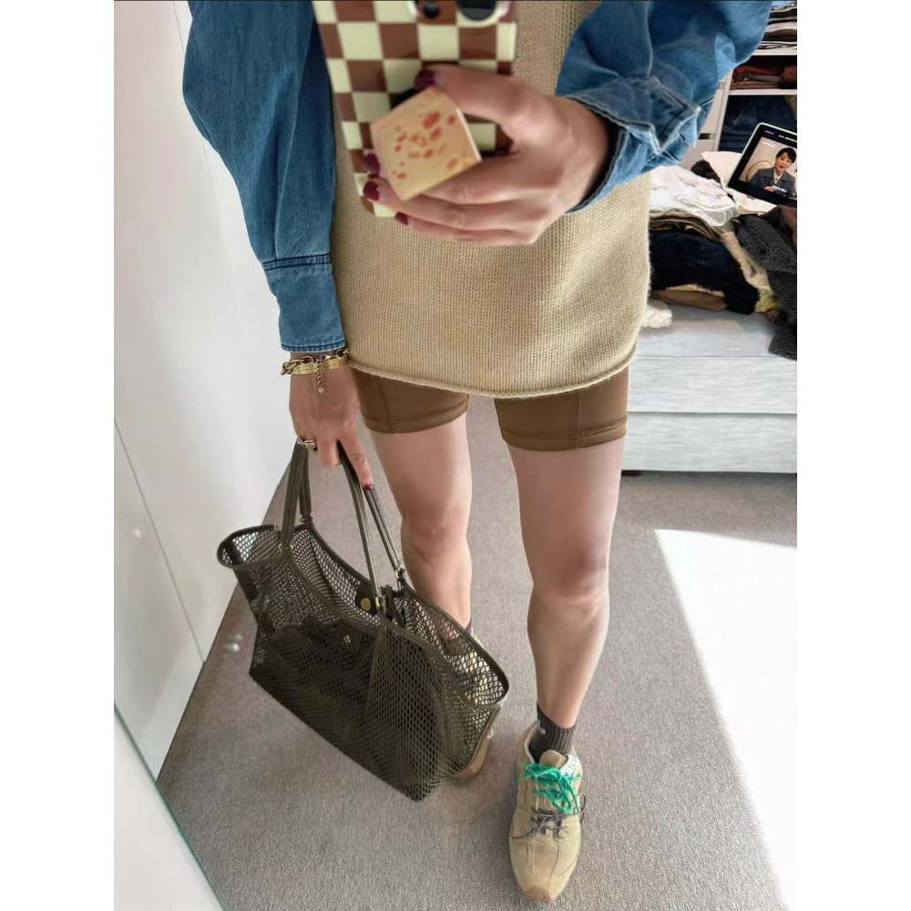 〔預購〕歐美夏日度假風鏤空沙灘大容量托特包(咖/綠/黑) 度假風 手提包 肩背包 腋下包 休閒-細節圖10