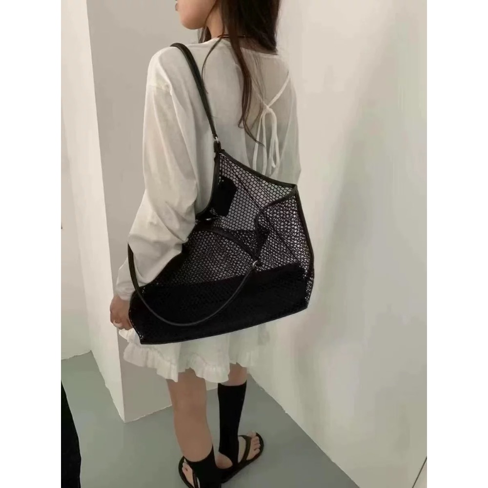 〔預購〕歐美夏日度假風鏤空沙灘大容量托特包(咖/綠/黑) 度假風 手提包 肩背包 腋下包 休閒-細節圖11