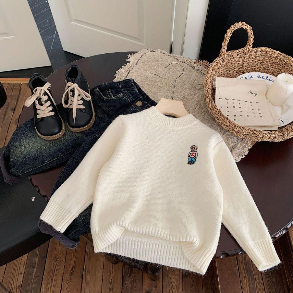 刺繡小熊細針織毛衣 針織上衣 圓領 毛衣 保暖-細節圖3