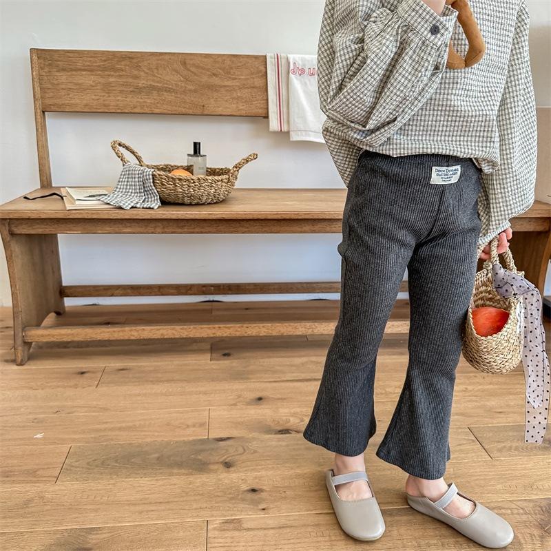 坑條布標九分喇叭褲 九分褲 內搭褲 坑條褲 長褲 喇叭褲 女童 女生 秋天 秋款-細節圖3